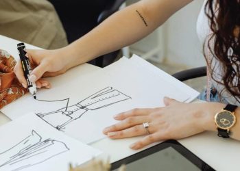 Design Thinking A Beginner's Guide to Creative Possibilities